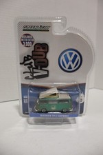 Greenlight Volkswagen Type 2 Campmobile Club V-Dub Campground Host Chase