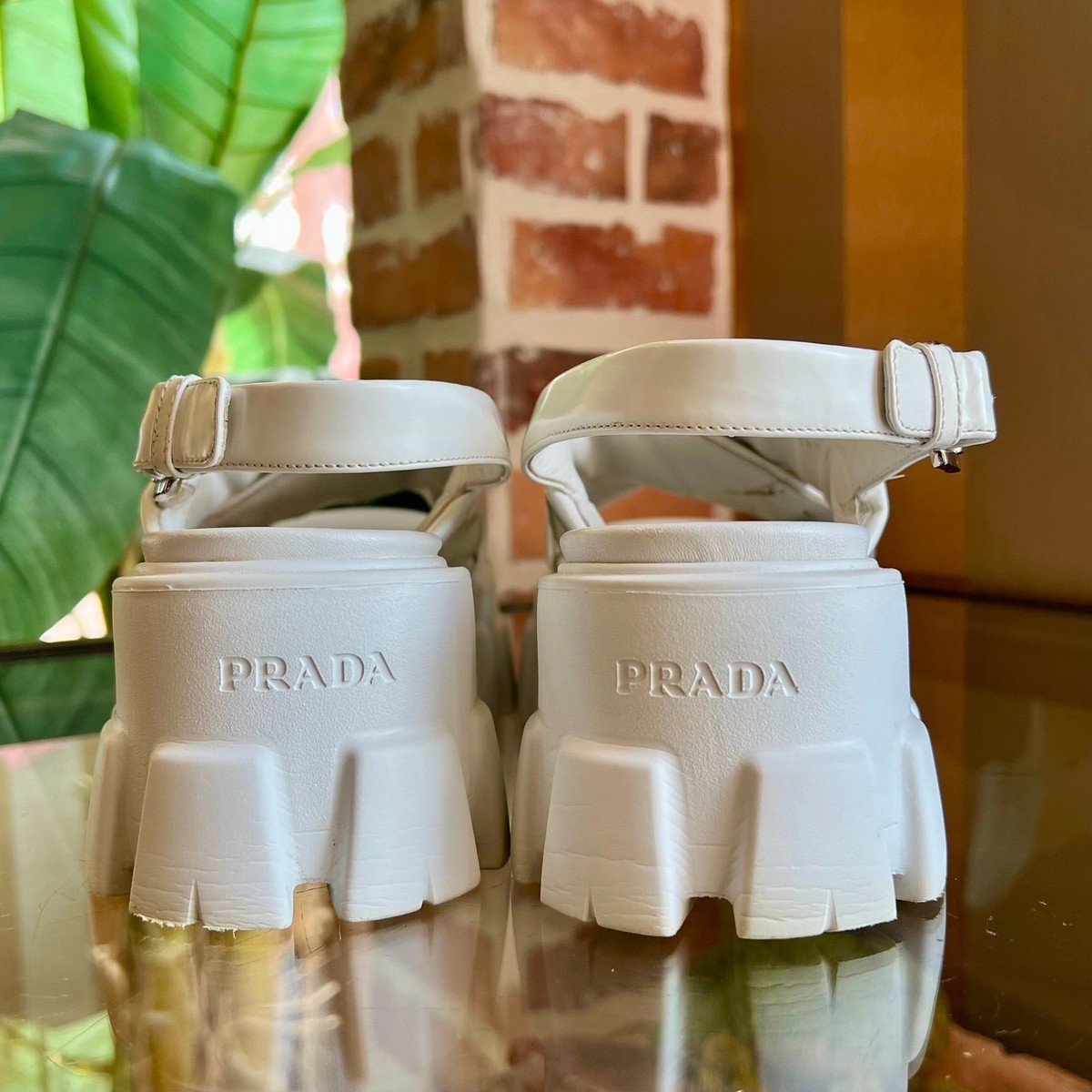 【関税&送料込】Prada Sandalo Flatform Monolith In Gomma Prada Monolith Rubber Sandals | Saks Fifth Avenue