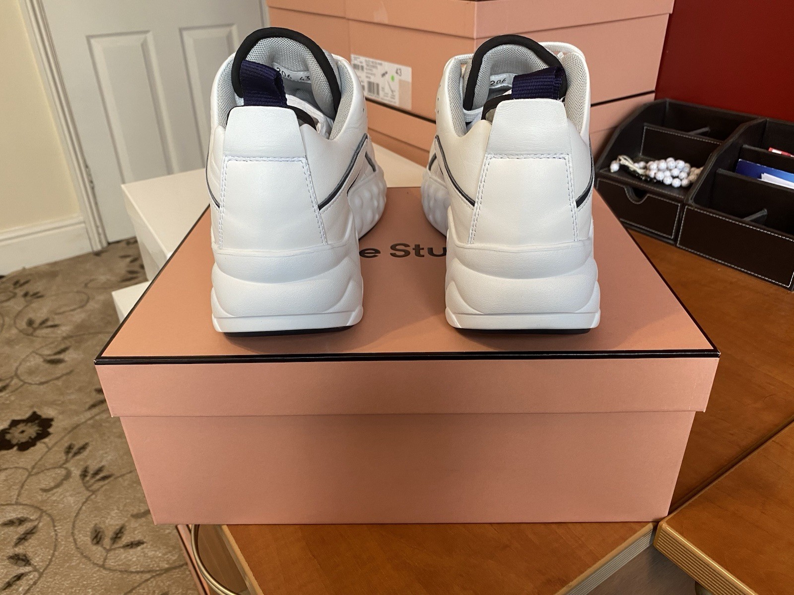Acne Studios Rockaway Leather Sneaker White Size UK9 EU43 Brand New Price £520 image 4