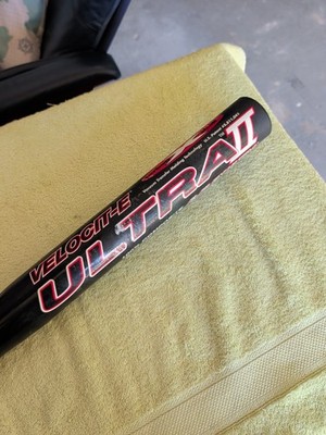 Miken Velocit-E Ultra II Slow Pitch 26 ounce ￼Softball Bat 