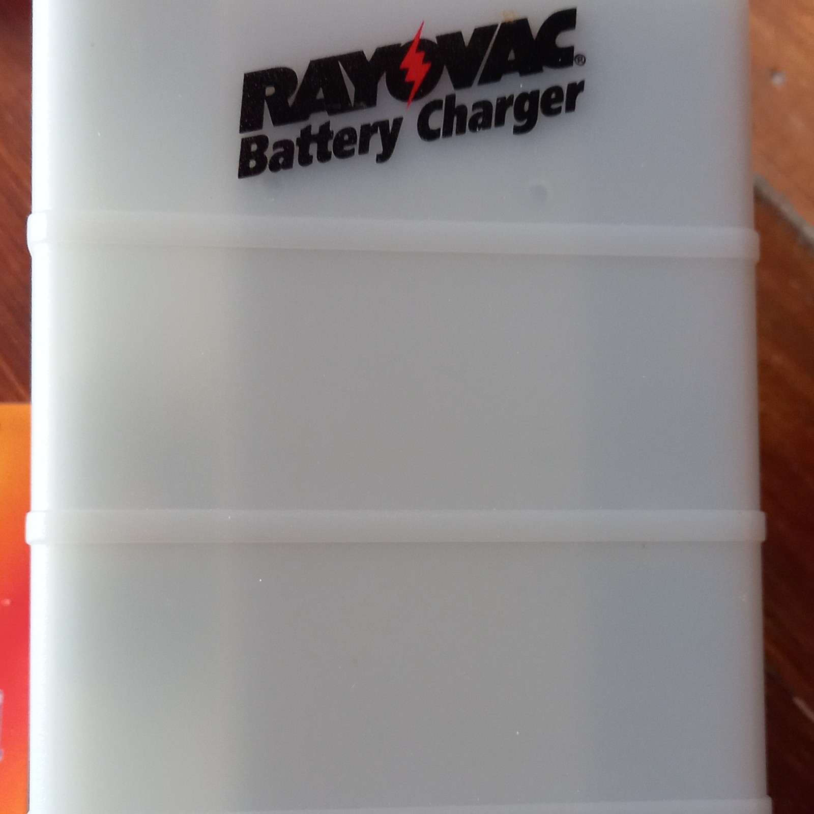 RAYOVAC PS1C Caricabatterie da rete 3 in 1 multi-sistema per AA AAA 9V