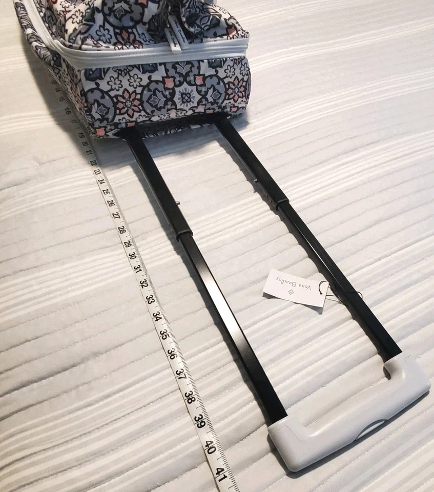 NWT Vera Bradley Lighten Up Wheeled Carry-On Luggage Lisbon Medallion #15842-V76 - Image 3 of 4
