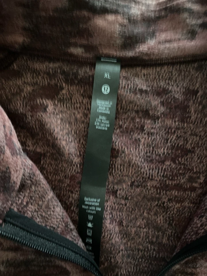Lululemon, Women’s Heather Bordeaux 1/4 Zip Pullover, Sz XL. - Image 2 of 3