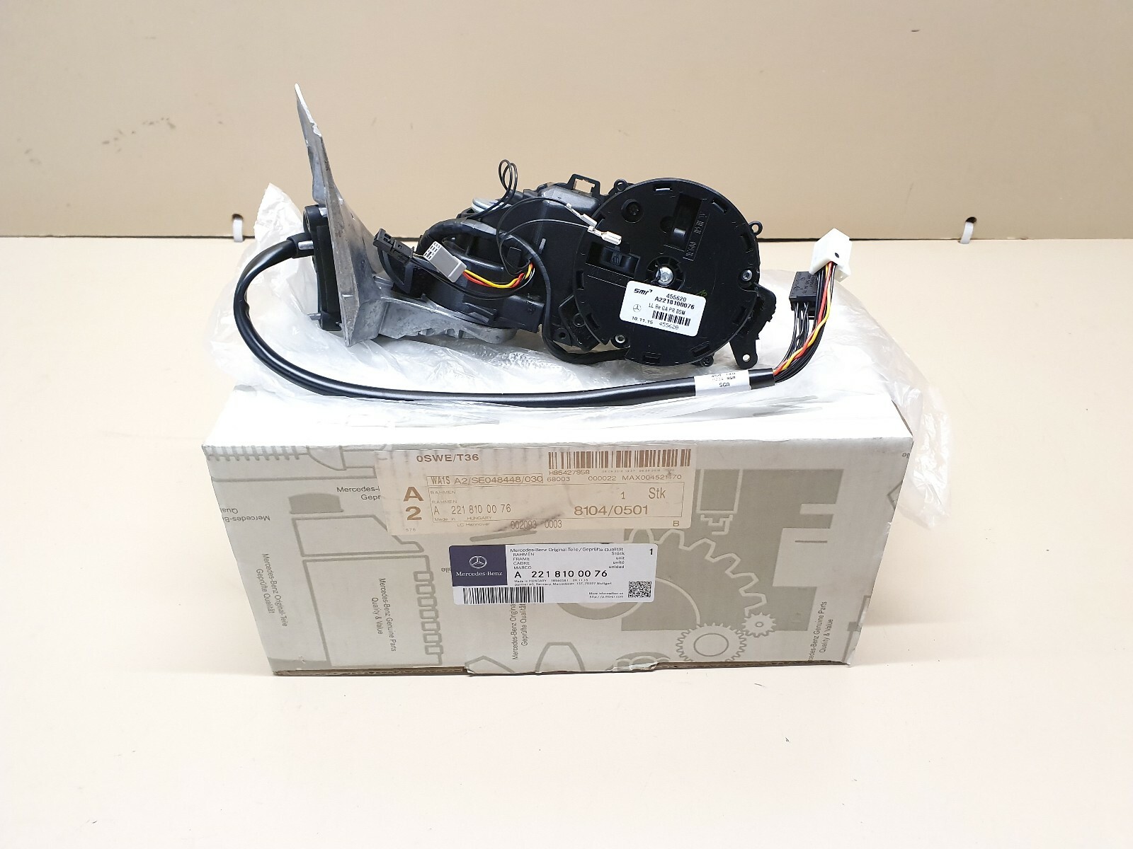 MERCEDES BENZ W221 Spiegel Stellmotor A2218100076 455620 online 