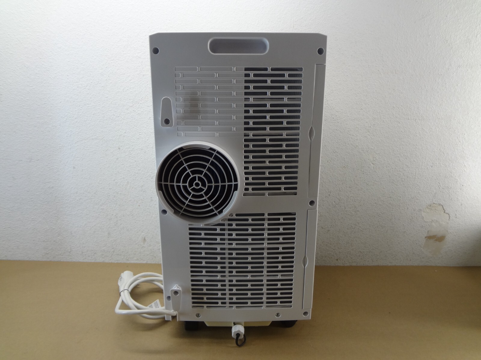 Costway EP24619US. 8,000 BTU Portable Air Conditioner 250 Sq. Ft. w