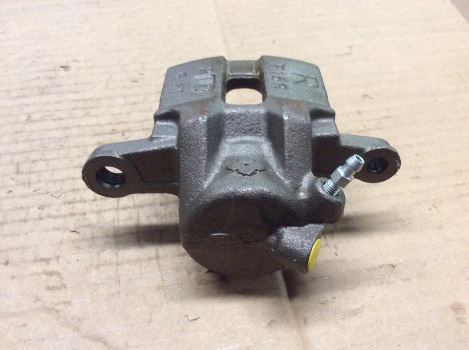 Pinza de freno de disco delantera derecha NAPA 242-63084 TruStop remanufacturada NUEVA  Foto 4 de 4