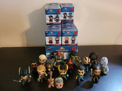 Set of 15 Funko Mystery Mini Marvel Thor Ragnarok Thor, Loki, Korg, Casual Hulk