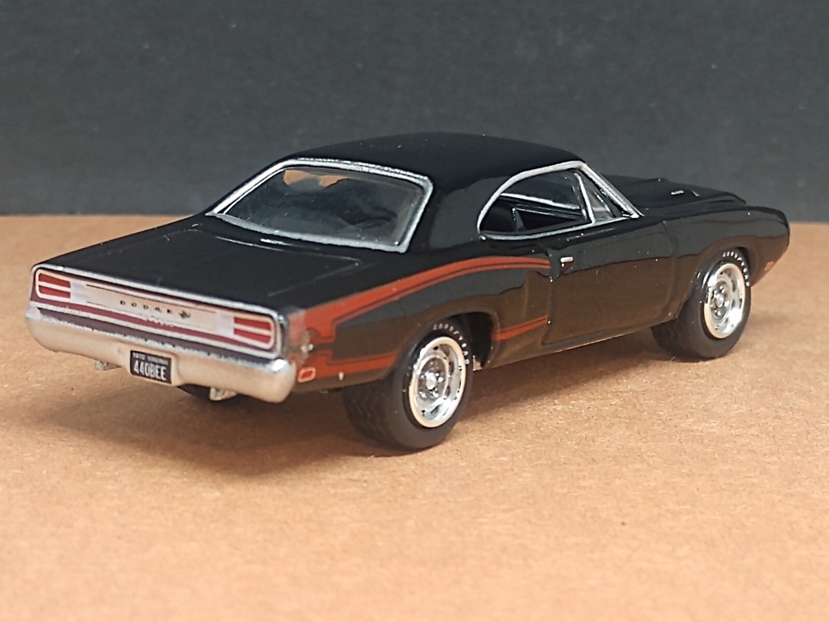 ミニカー Lucky Die Cast Dodge Coronet R/T 1970 Lucky Die Cast Dodge Coronet R/T 1970 - メルカリ