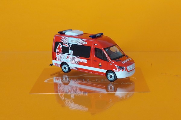 "Herpa 098243 Mb Sprinter '18 Bus Hochdach \"Feuerwehr Essen\" 1:87 Neu"-image