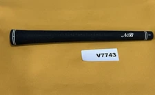 Naples Bay Midsize Grip Black White NEW V7743