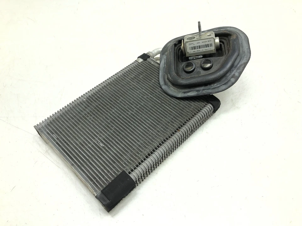 MERCEDES W205 C300 2015-2018 radiador núcleo evaporador con válvula de expansión OEM Foto 4 de 4