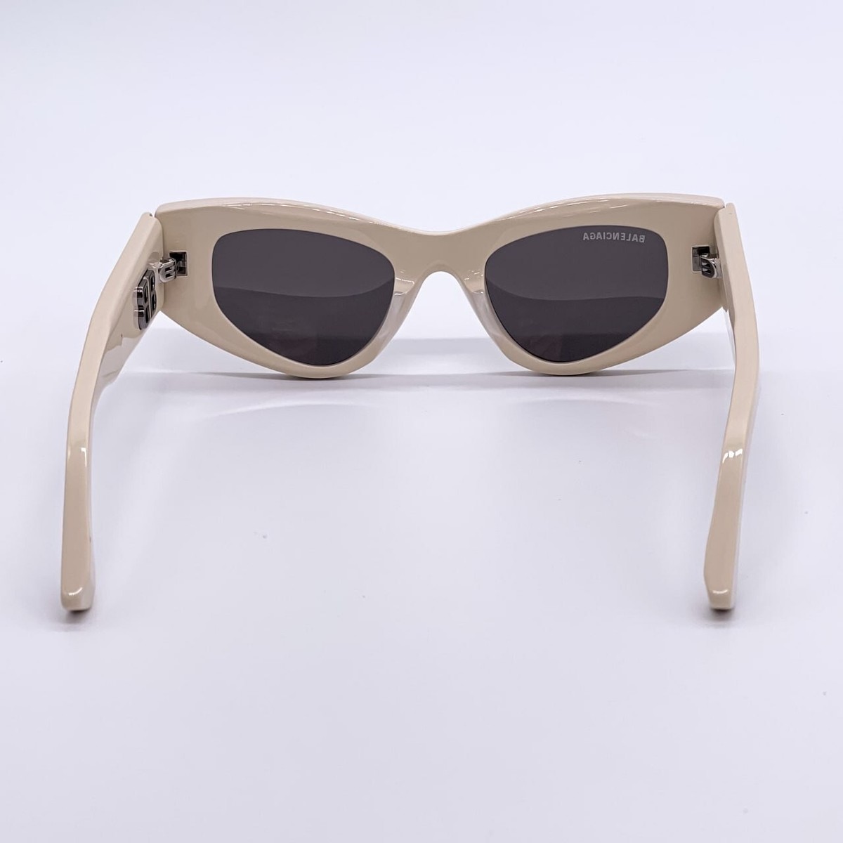 NEW BALENCIAGA BB0243S 003 IVORY CAT EYE WOMEN SUNGLASSES | eBay display picture 2