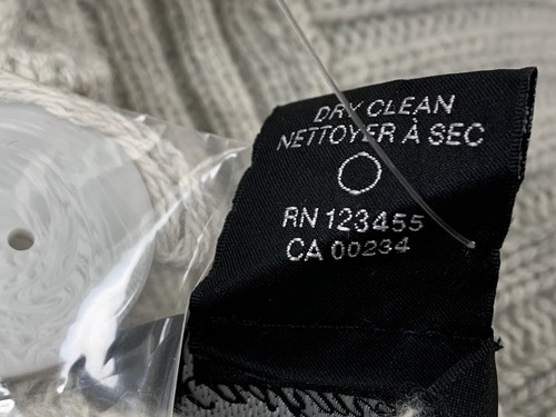Lord & Taylor Cashmere and Wool blend Gray cardigan, belted size Large NWOT - Picture 17 of 19