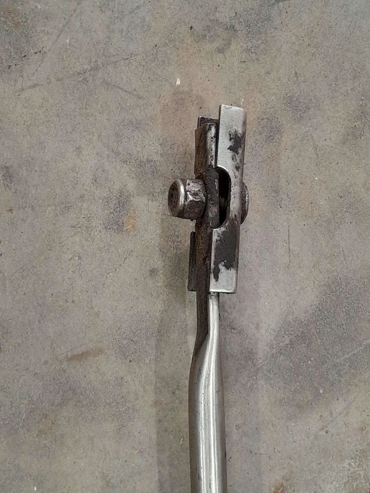 07 - 11 Audi S6 5.2L Rear Exhaust Muffler LH Driver Side OEM 4F0253609BQ - Image 2 of 4