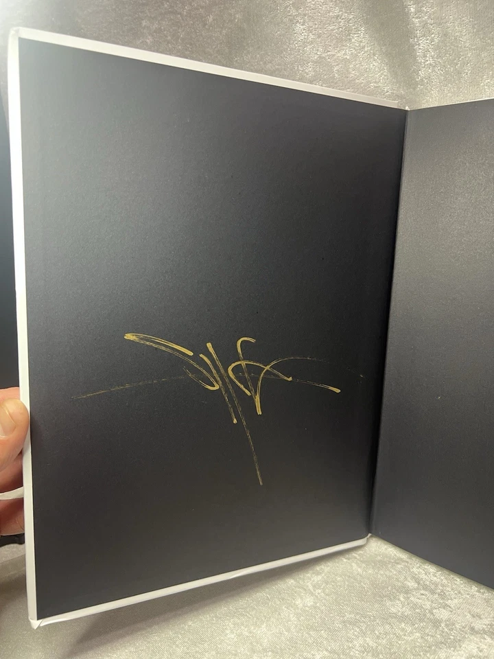 It's All In Your Head 2nd Dose Edition Shawn Coss Hardcover Book SIGNED IN GOLD - Image 2 of 4