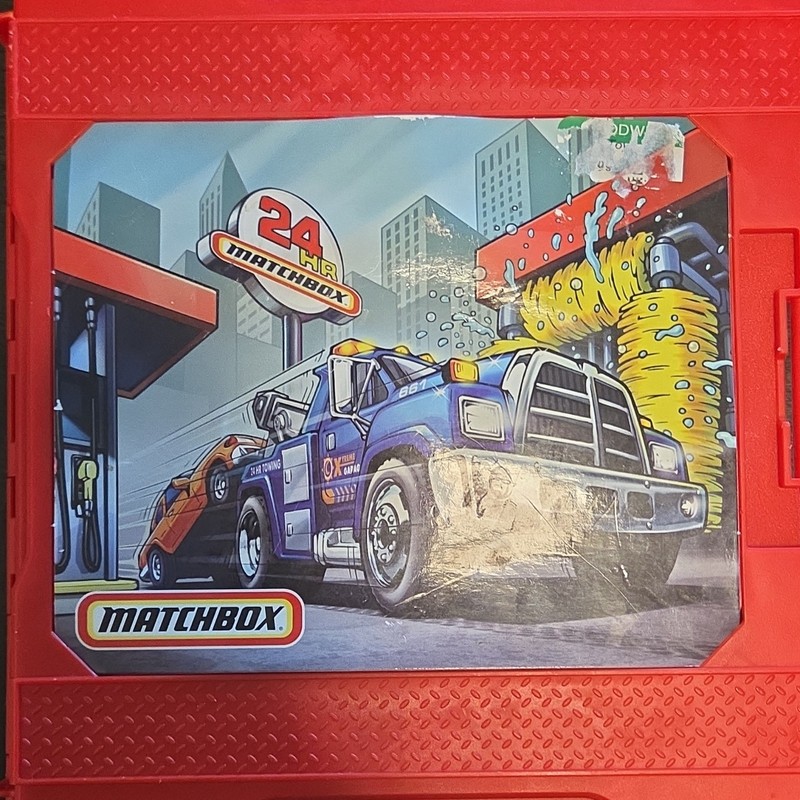 Matchbox 24 HQ Foldable Car Wash Playset Carry Case 1:64 2011 Red/Gray/Blue