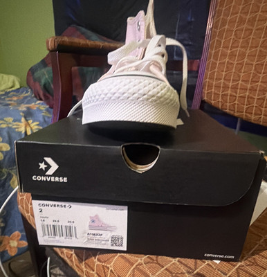 Converse Chuck Taylor All Star Kids High Top US 2 Pink Canvas