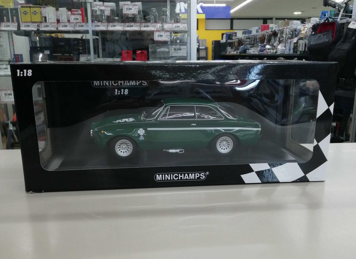 MINICHAMPS 1/18 ALFA ROMEO GTA 1300 JUNIOR 1971 green | eBay