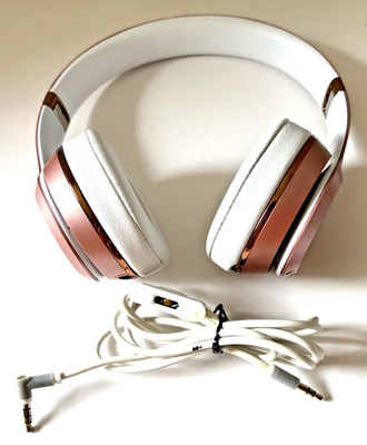 BeatsSolo3 On Ear Headphone Rose Gold metallic hue Pink A1796 READ WIRED ONLY