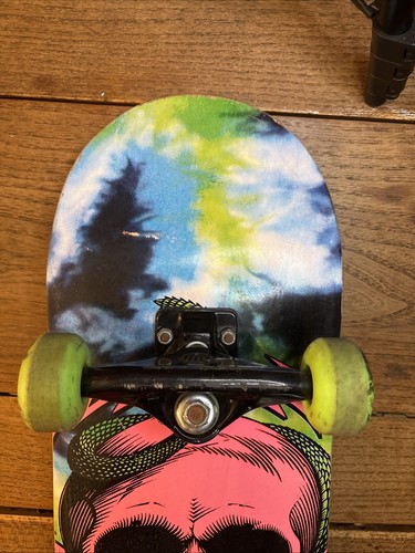 Pre-Owned Powell Peralta 2014 SOC Skull And Snake Skateboard W/ Trucks & Wheels - Picture 4 of 12
