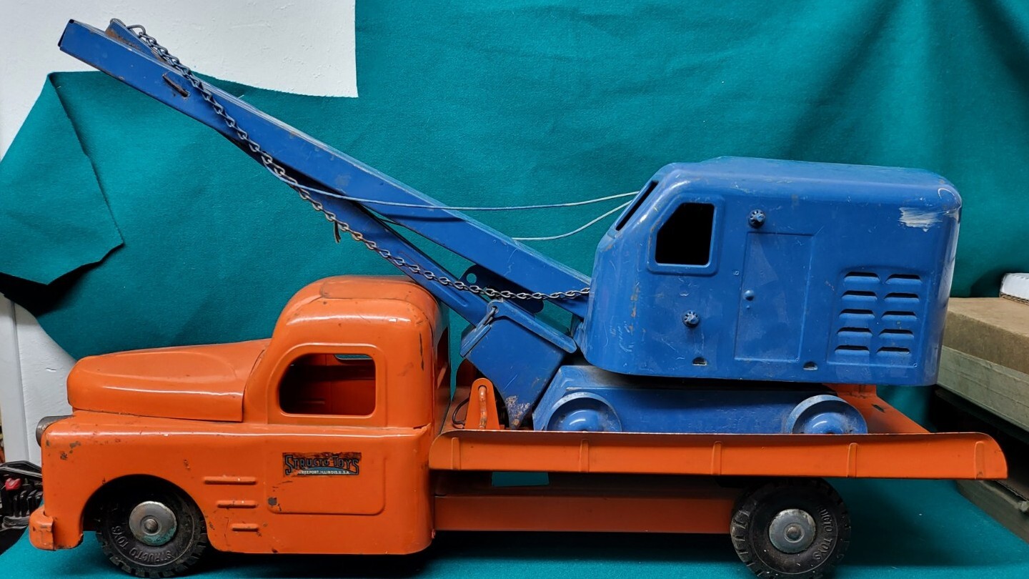 1954 Structo Toys Machinery Hauler With Steam Shovel (Pressed Metal) eBay