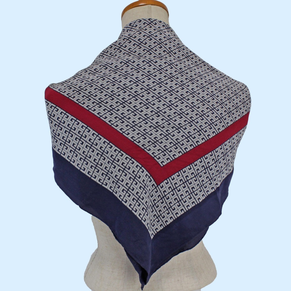 小物 Givenchy scarf GIVENCHY Paris scarf in wool and cashmere in - black - BG00PMG00V