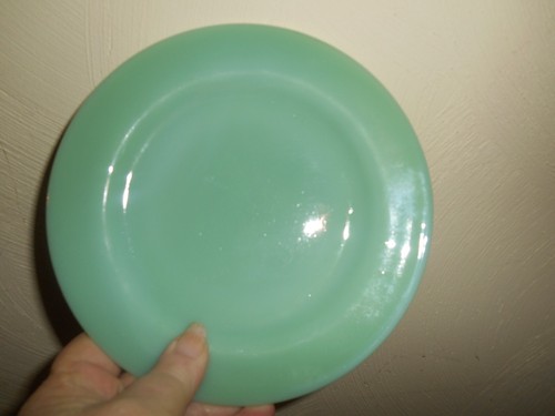 Set of 7 Fire King Jadeite Restaurant Ware 6.75" Bread & Butter Plates - Picture 12 of 17