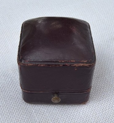 Antique Victorian Brown Genuine Leather Ring Gift Push Button Box Estate Jewelry