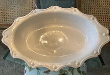 Juliska 18” Oval Baker Roaster Berry And Thread Whitewash 18x12x3”
