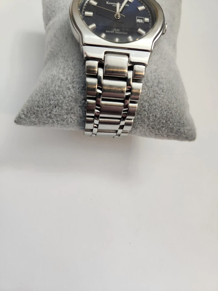 Relógio masculino Kenneth Cole KC3172. Bateria nova - Imagem 3 de 4