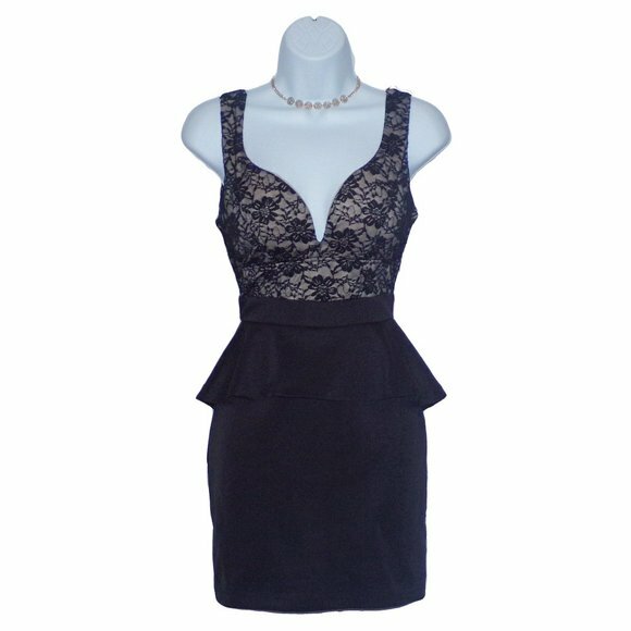 peplum dress juniors NWOT Emerald Sundae Juniors' Lace Peplum Dress