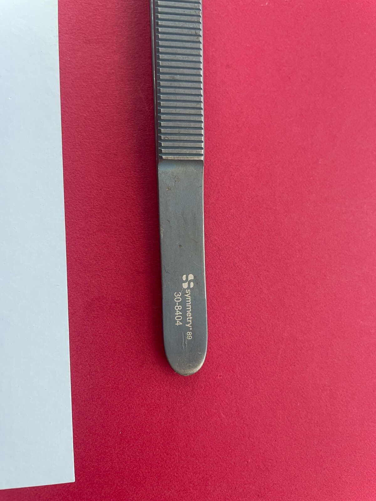 Pinces Chirurgicales Codman Debakey-Liddicoat - Droites, En Titane, 7 3/4 Pouces, état Occasion Vérifié.