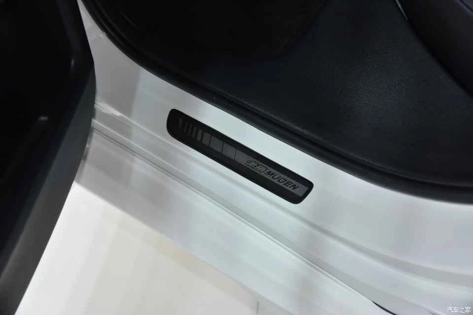 MUGEN X HONDA ACCESO LED ILUMINADO UMBRAL DE PUERTA PARA SEDÁN CIVIC CUPÉ ESCOTILLA Foto 2 de 3