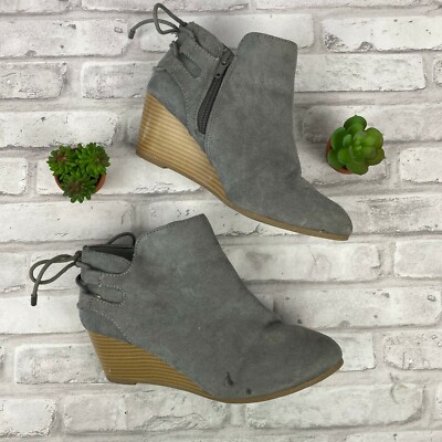 Maurices Wedge Ankle Booties Sz Gray Stacked Wood Wedge