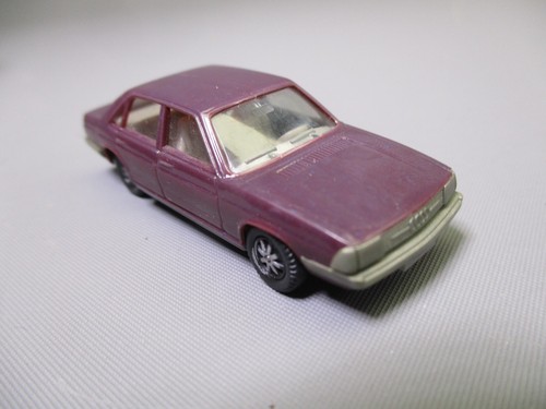 LQ829 HERPA Train Ho 1/87 1:87 Voiture Audi 100 GL 5 E violet - Picture 4 of 7
