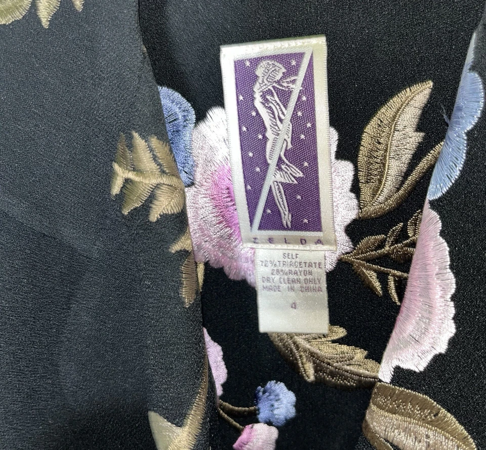 Vintage Zelda Sz 4 Black w/Floral Embroidery Blazer - Image 3 of 4