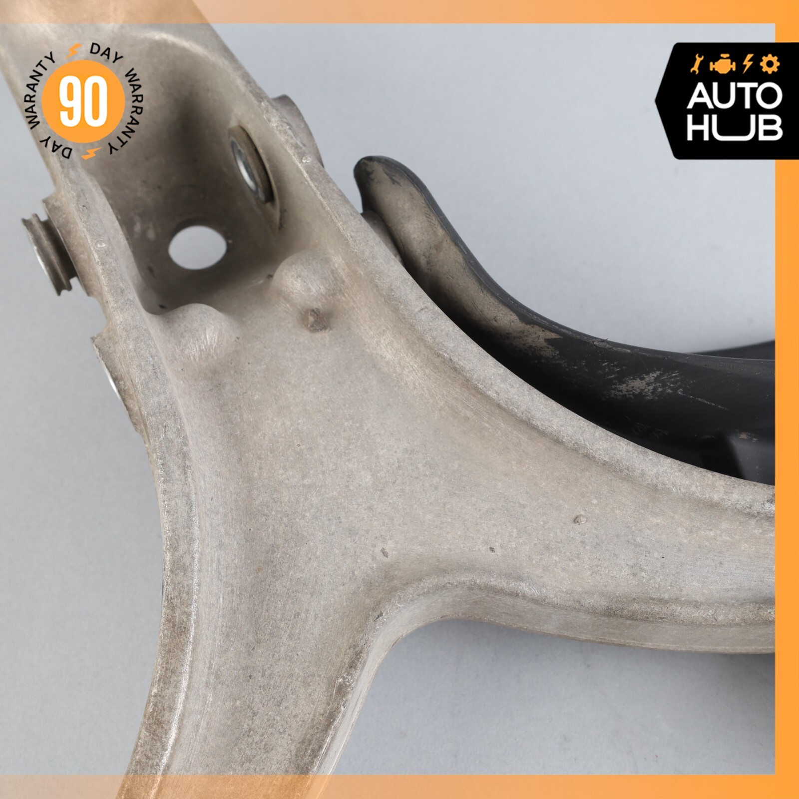 03-10 Maserati Quattroporte M139 Front Left Lower Control Arm 3206582 OEM 51k