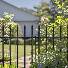 Metal Garden Fence 5 Panels AUCTION Decorative 71cm High x 56cm Wide Total 2.75m