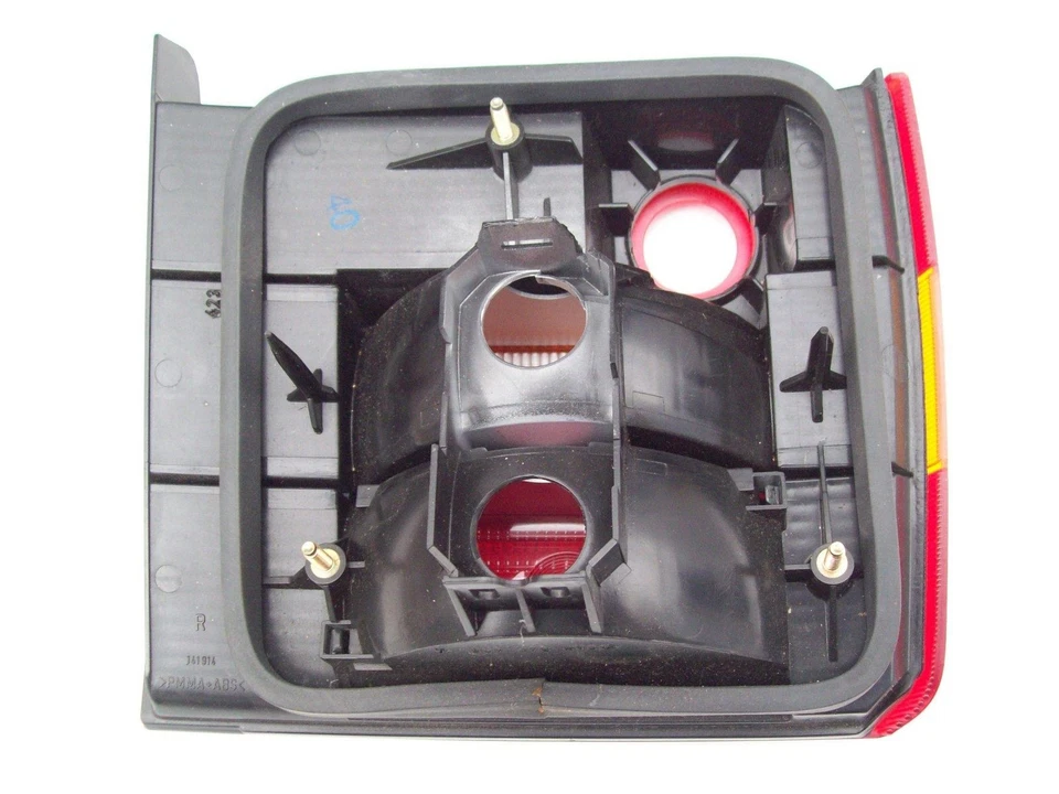 VW Passat Saloon Tail Light Genuine Rear Right Inner 3A5945108A 1994-1997 - Изображение 3 из 4