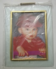 NIP New 7" x 9" Clear Hangable Picture Photo Frame