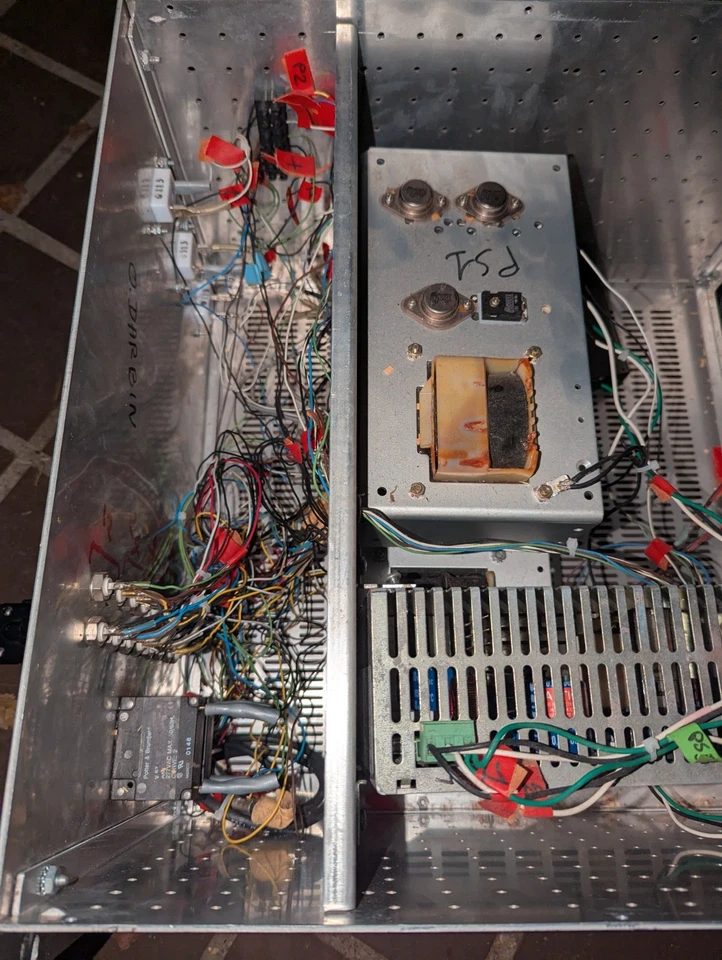 *Para piezas* Unidad de panel de control amplificador de fuente de alimentación de montaje en rack personalizado Foto 4 de 4