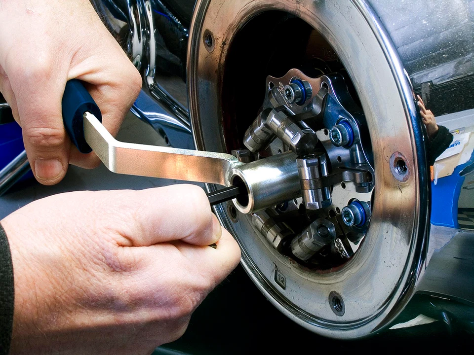 Herramienta de ajuste de embrague JIMS 5502 para Harley Big Twins 1985-2019 Foto 2 de 2