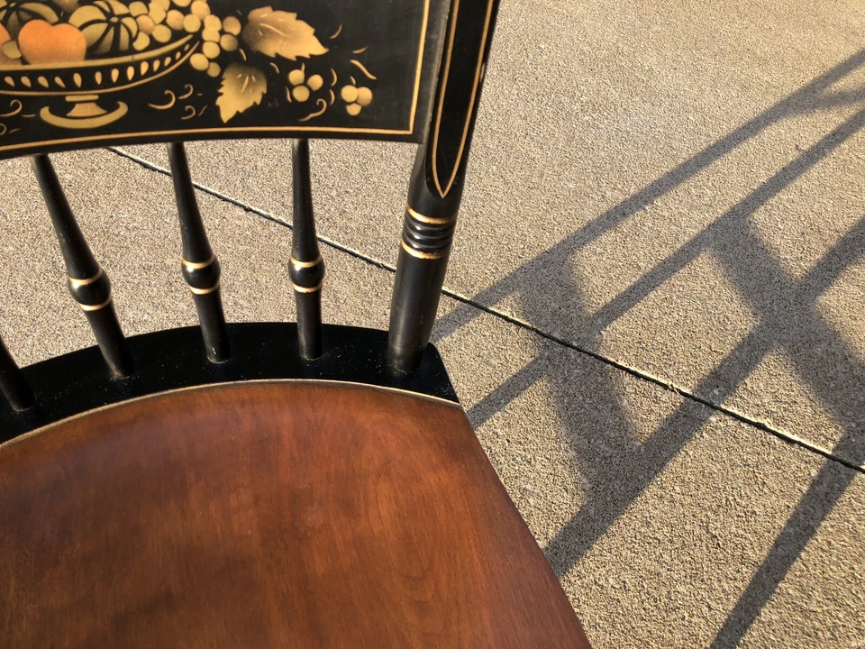 SILLA NEGRA FIRMADA S. Bent & Brothers - Excelente - Se enviará Foto 3 de 4