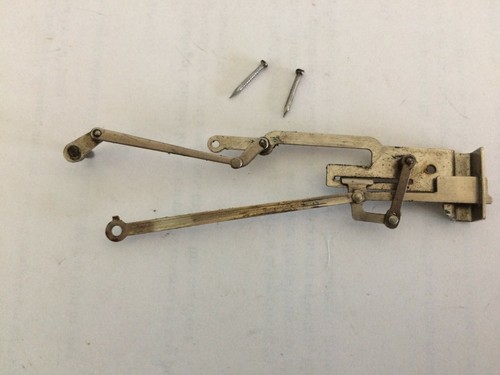 HORNBY DUBLO EDL11 GRESLEY A4 VENTILGETRIEBE RECHTSHAND 2211 3211 1,8mm DICKE WELLE  | Condition: Used