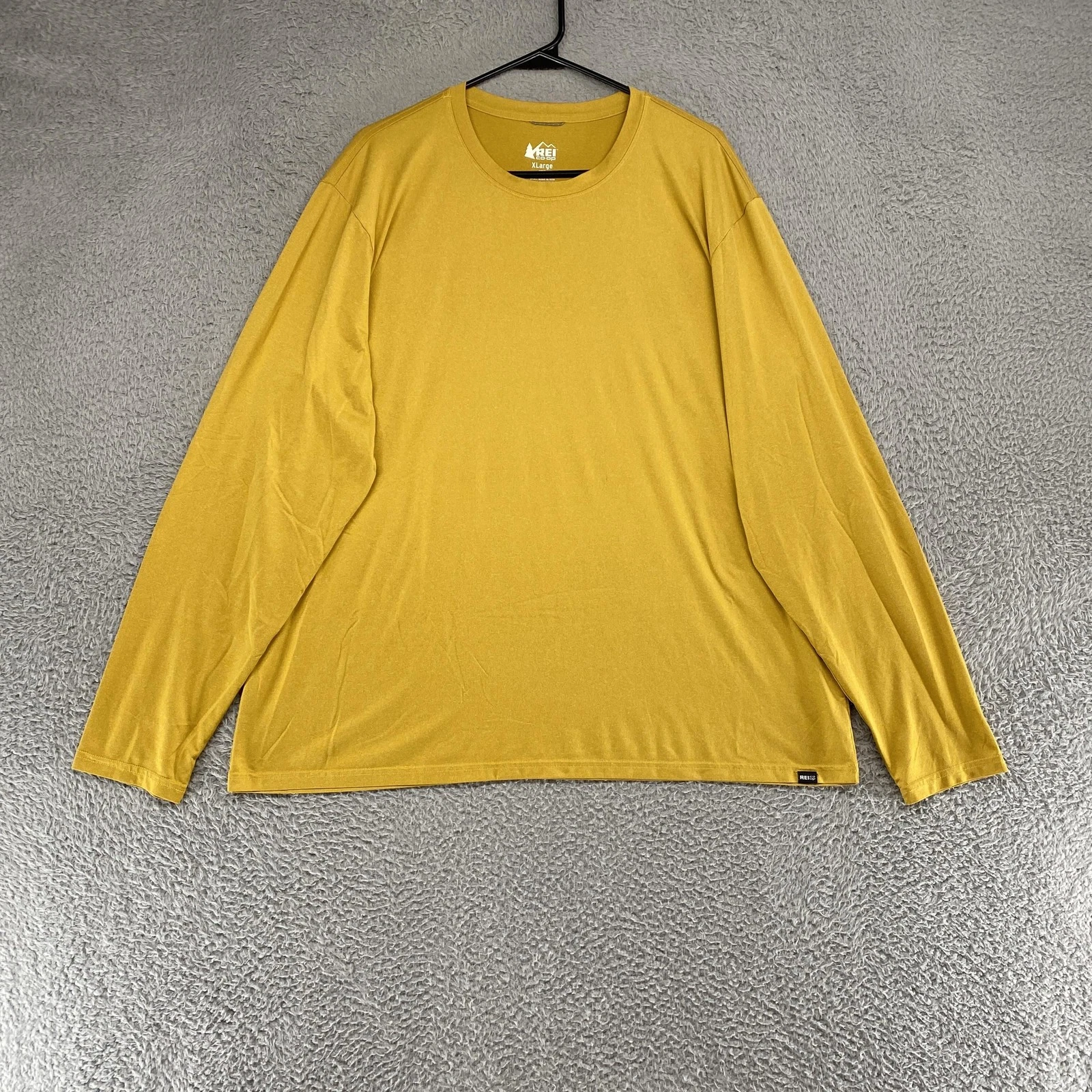 REI Shirt Mens XL Yellow Long Sleeve Lightweight Hiking Performance Top