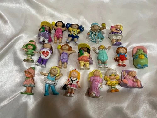 18 Vintage Cabbage Patch Kids Mini Figures Lot 1980’s PVC Figurines Dolls &Avon