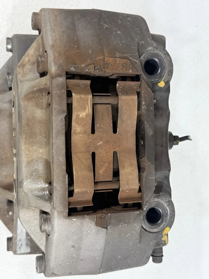 Pinzas de freno delanteras izquierda derecha Acura RL Advics 2005-2012 4 pistones (par) OEM Foto 4 de 4