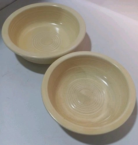 Fiesta Vintage Ivory 4 3/4” & 5 3/4 Fruit Bowl Fiestaware Set Of 2