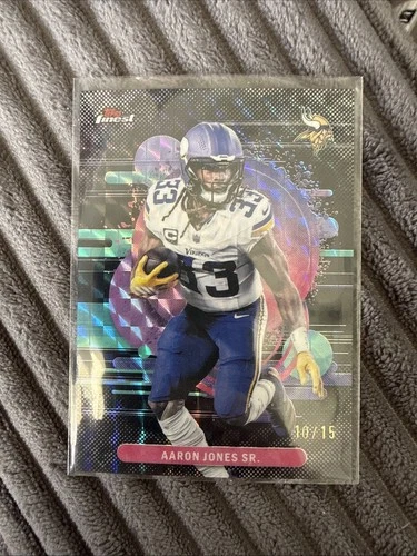 2025 TOPPS FINEST NFL Aaron Jones Sr. Black REFRACTOR SP #/15 Vikings SSP