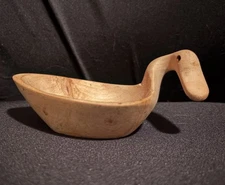 Vintage HAND-CARVED Primitive Style Wood Duck Bird Bowl - Folk Art Decor Mint!